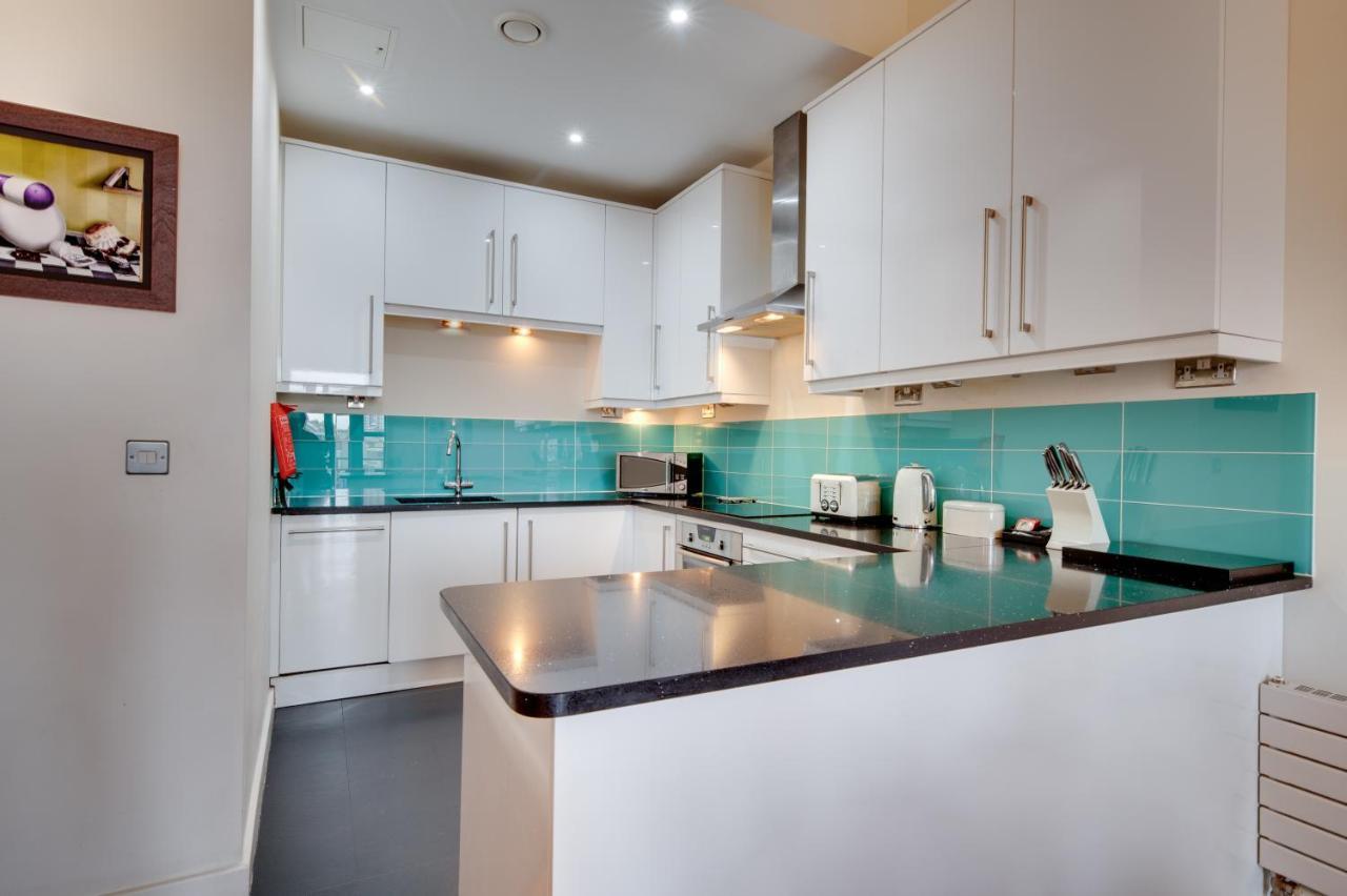 Crown Apartments 3B By Week2Week Newcastle upon Tyne Eksteriør bilde