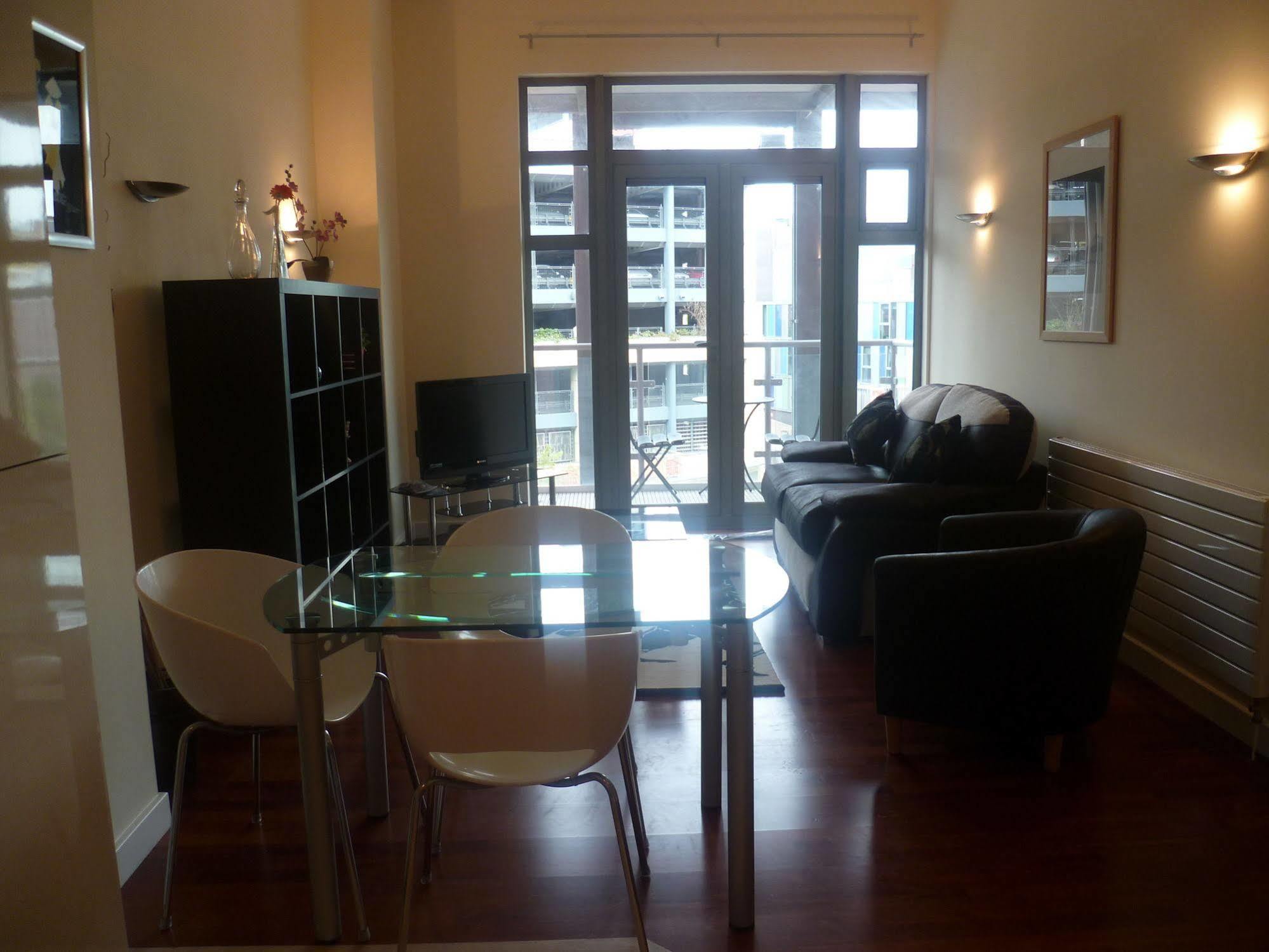 Crown Apartments 3B By Week2Week Newcastle upon Tyne Eksteriør bilde